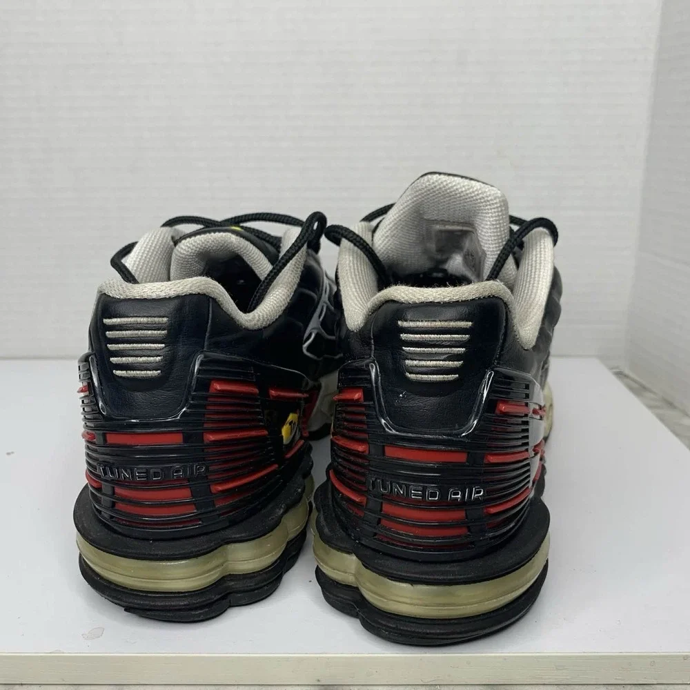 Nike Air Max Plus 3 Black Red White Sneakers
